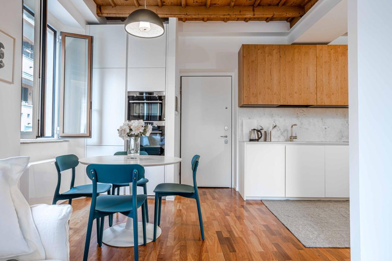 Apartment Joivy Spectacular Flat Near Duomo Milan